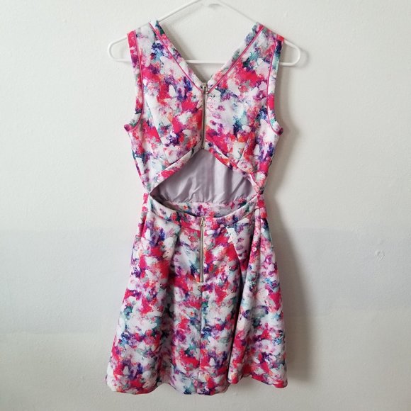 Mcginn Rainbow Tie Dye Watercolor Dress Size 4. - Picture 4 of 7